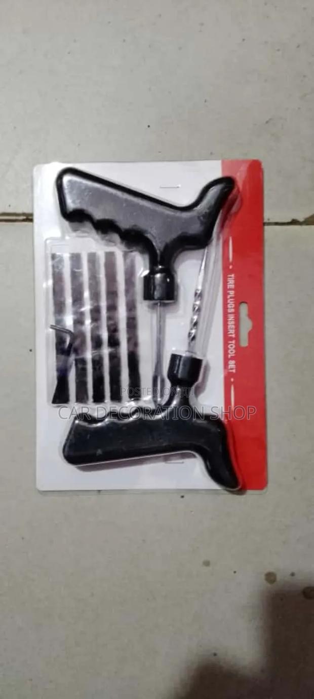 Tire Puncture Plugs Repair Kit
