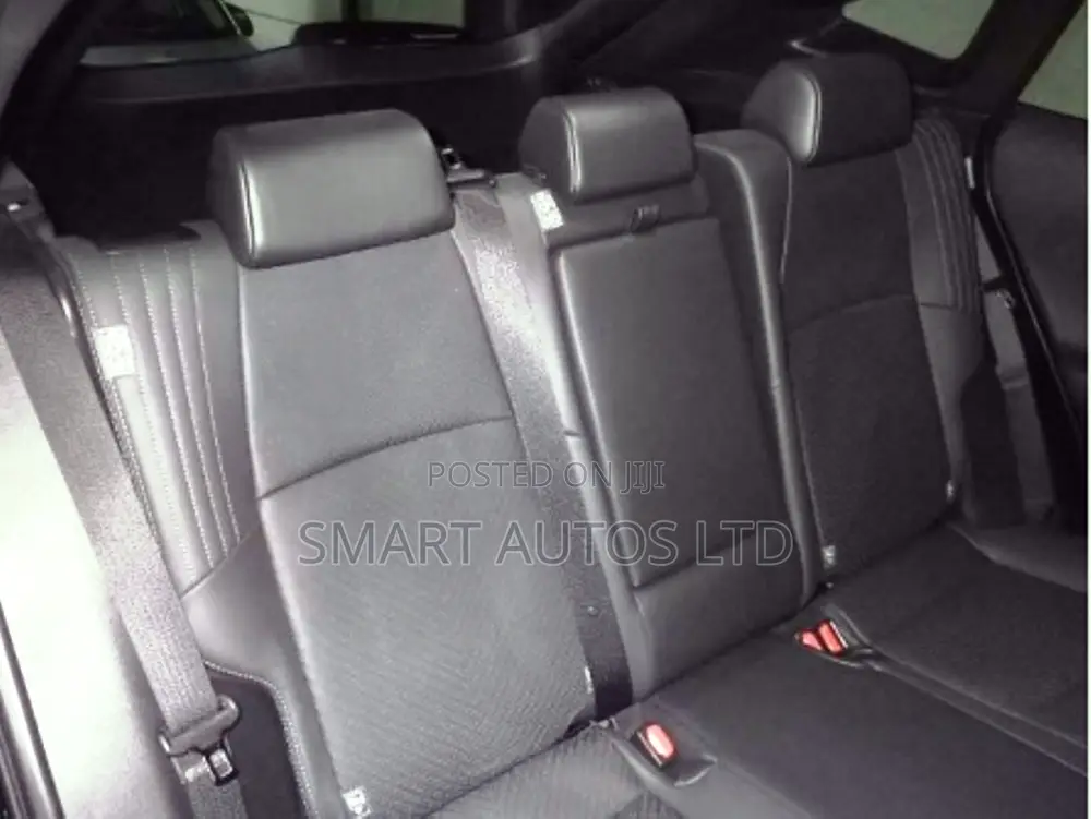 Toyota Harrier 2.0 2021 Black
