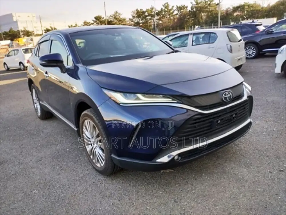Toyota Harrier 2.0 2021 Black