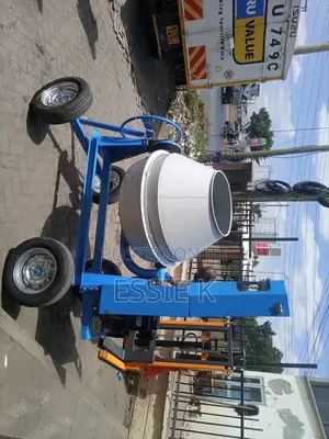 Concrete Mixer.Capacity 400ltrs
