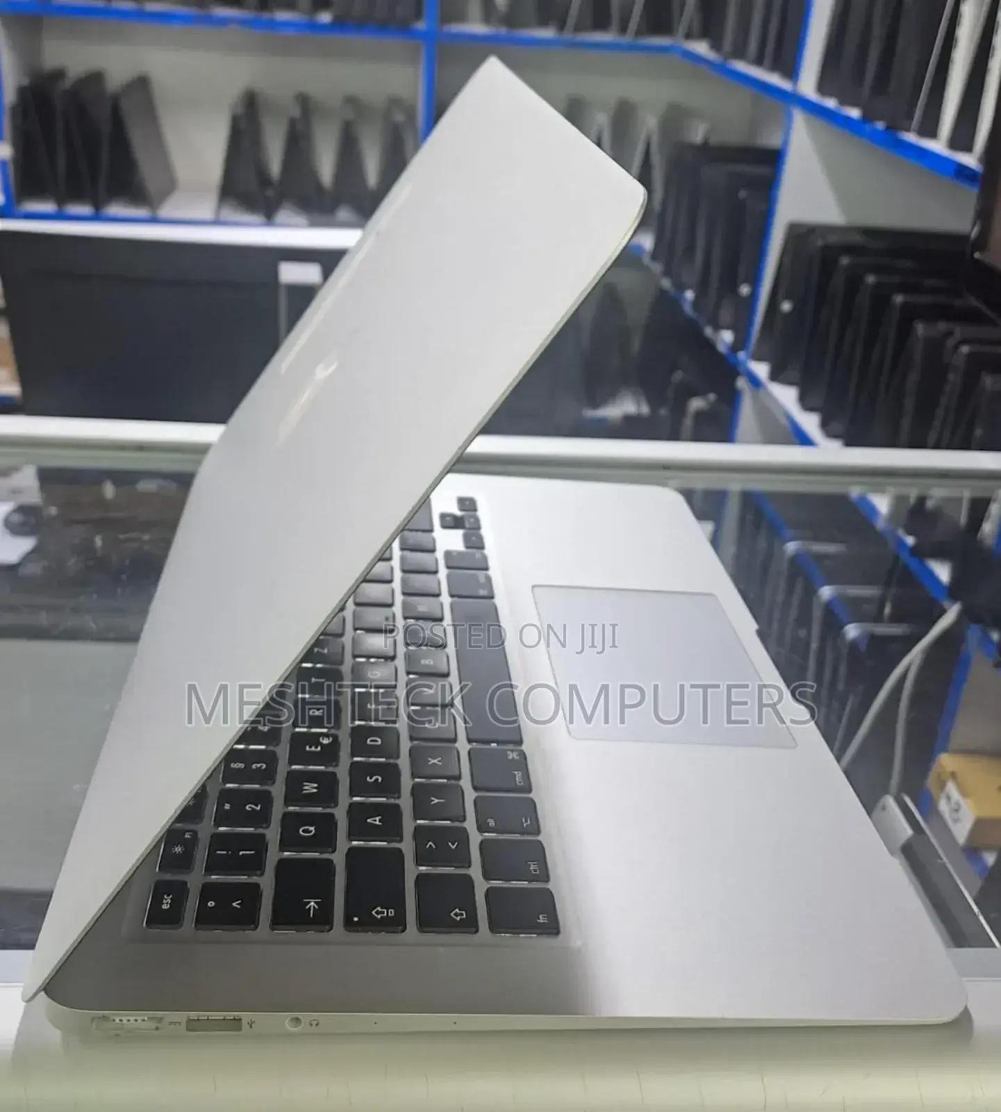 Laptop Apple MacBook Air 2017 8GB Intel Core I5 SSD 256GB