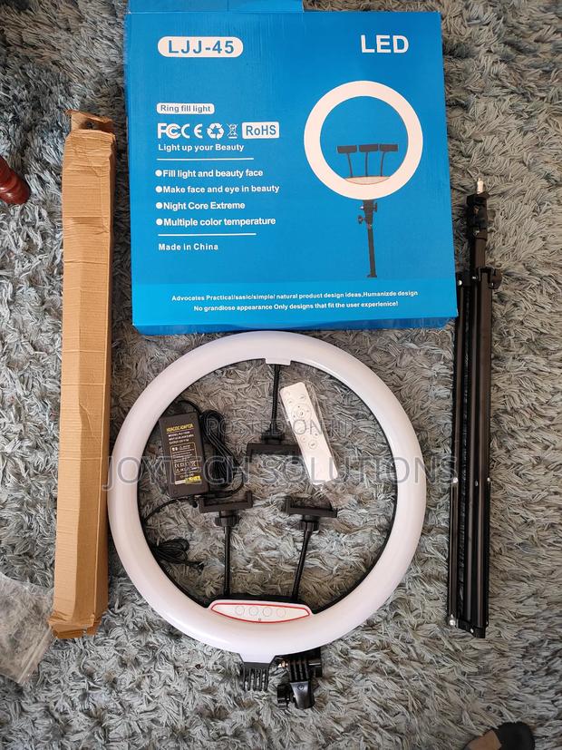 Pro 18′′ LED Ring LightRing Light :Mobile Holder - main view