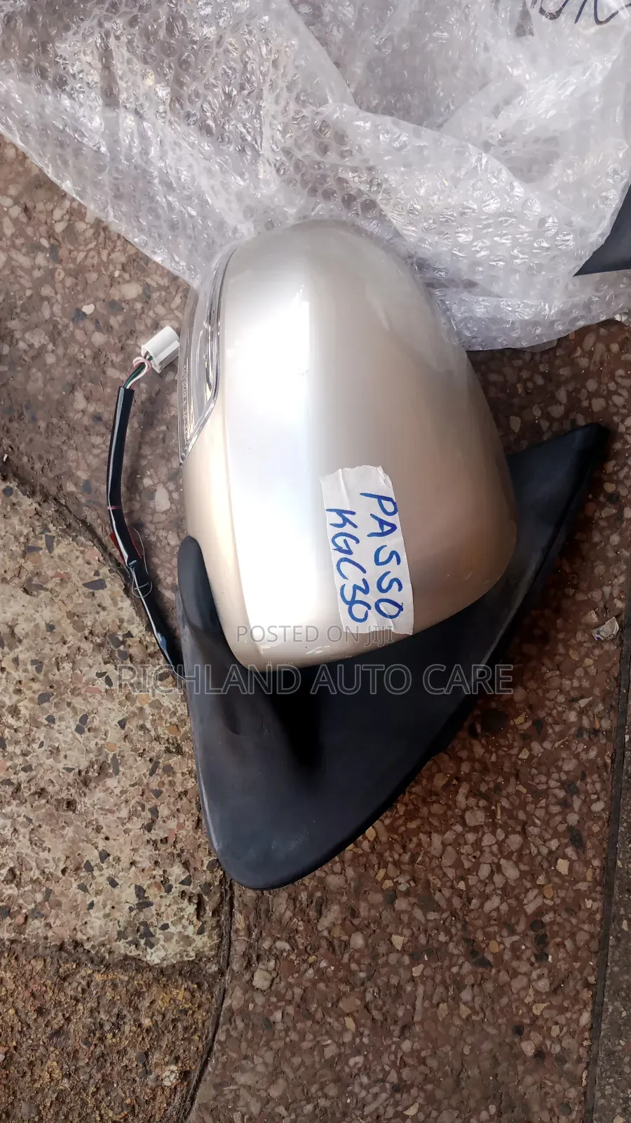 Passo Side Mirror 2010