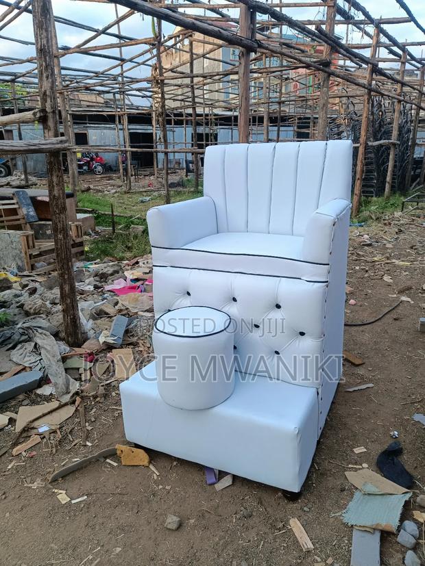 Single Pedicure Seat, White - main view