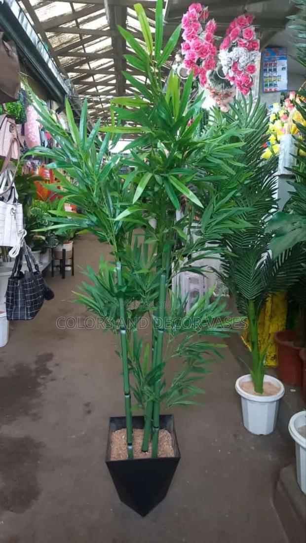 4bamboo Sticks With Vase and Pebble Stones - main view