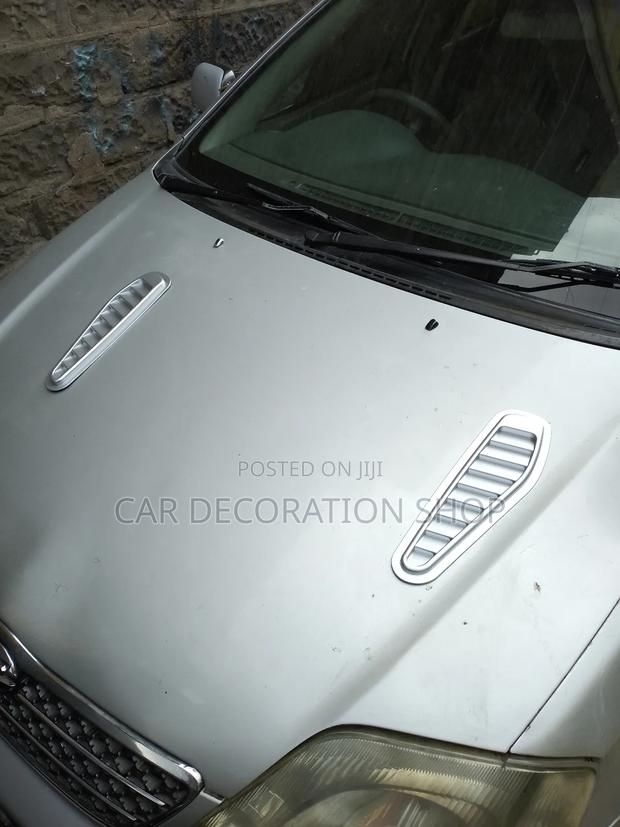 Car Bonnet Fitted With Silver Bonnet Air Vent(Black Maroon - main view