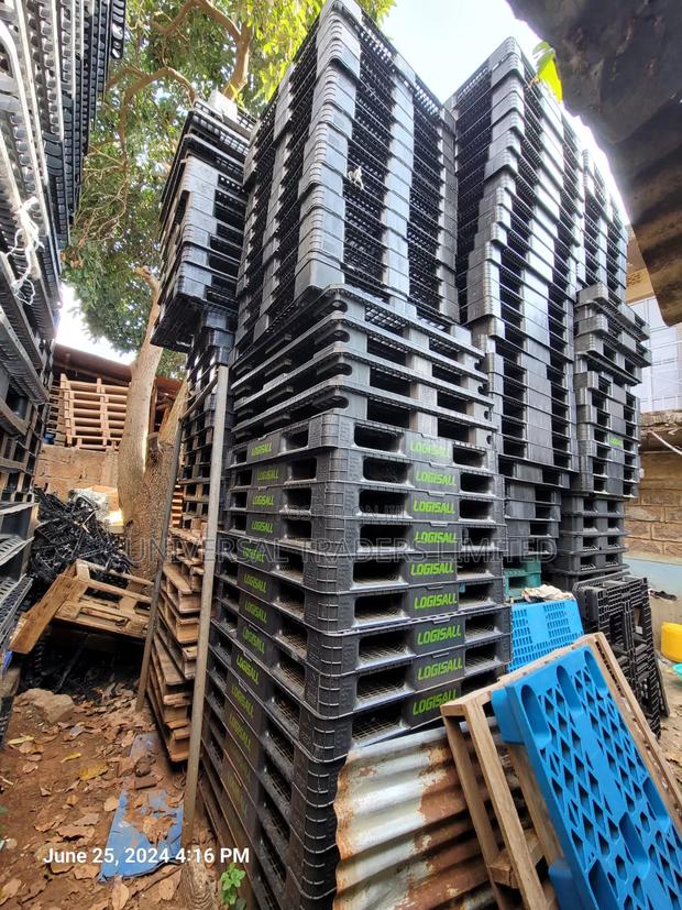 Plastic Pallets - High Quality Plastic Pallets