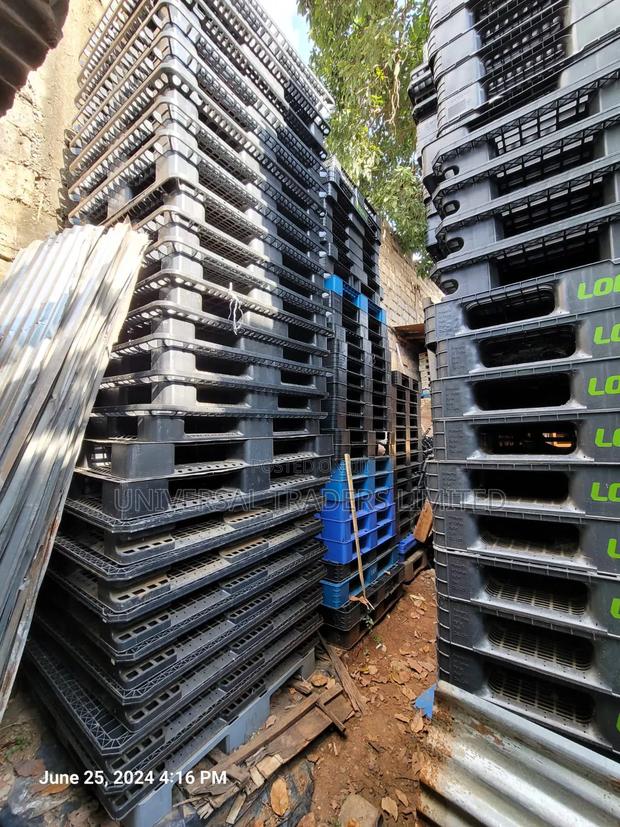 Plastic Pallets - Plastic Pallets in Different Sizes