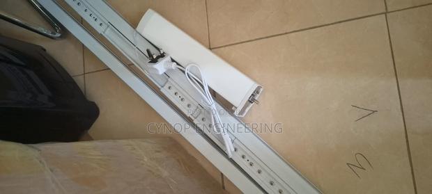 Effortless Automatic Electric Curtain - main view
