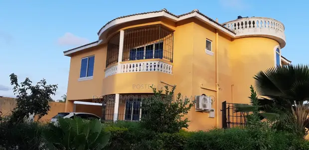 4bdrm Maisonette in Utange Estate for sale