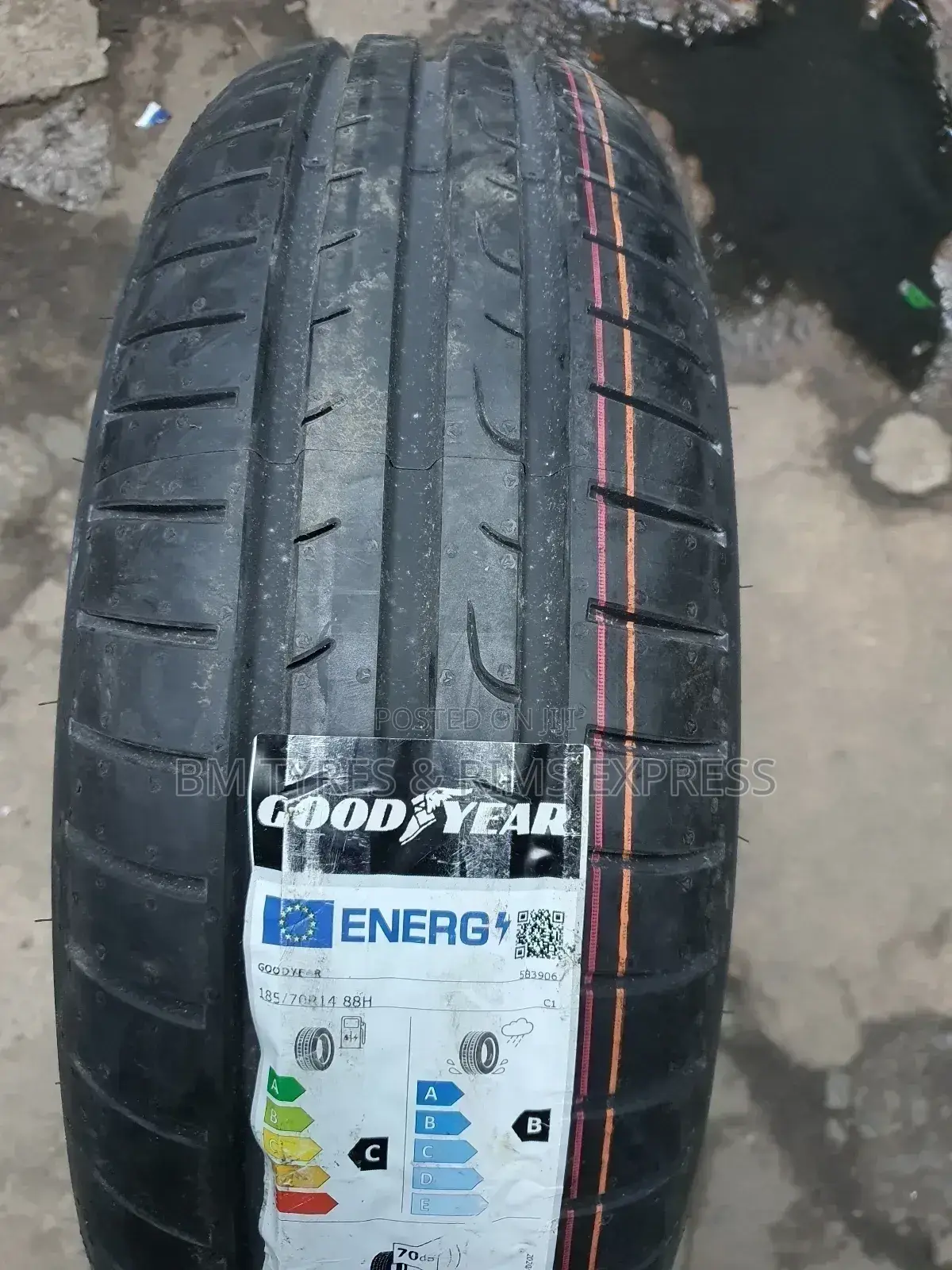 185 /70 R14 Goodyear