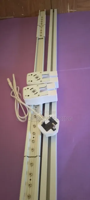 Smart Home Chic Wifi Curtain Rails