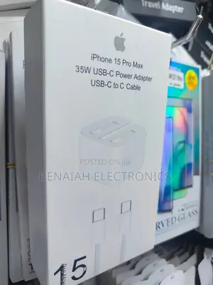 iPhone 15 Pro Max 35 Watts Usb- C to C