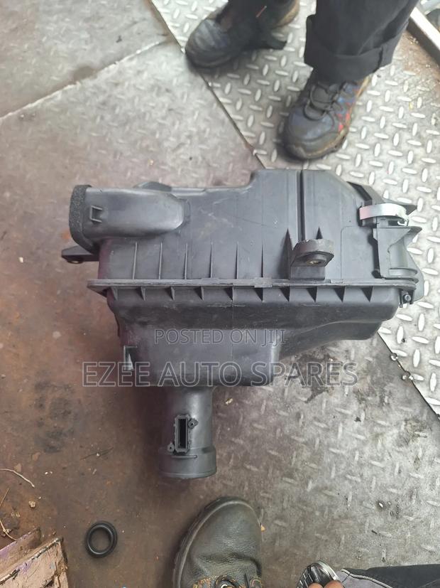 Air Cleaner Housing 1tr/ 2TR Petrol Toyota Hiace