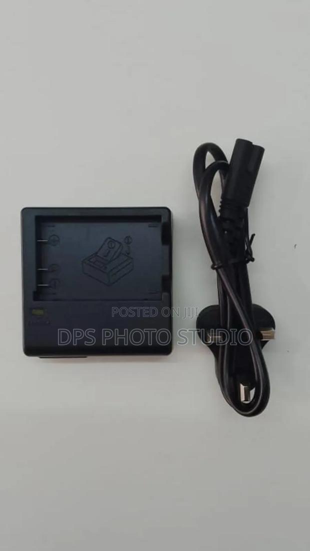 Nikon Mh-61 Battery Charger