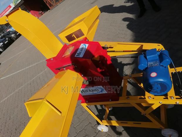 Multipurpose Feedchopper Electric Powered -Milano Italia. - thumbnail 3