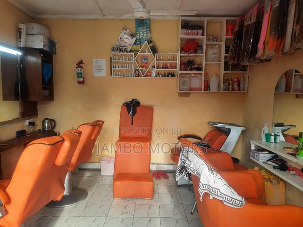 Salon,Kinyozi and Nails Parlour
