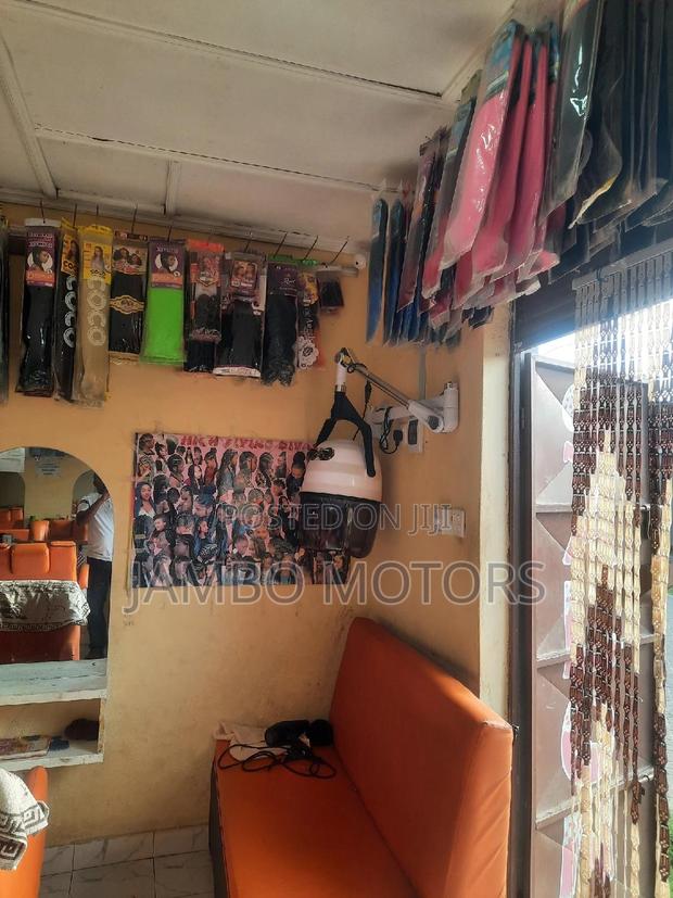 Salon,Kinyozi and Nails Parlour - thumbnail 4
