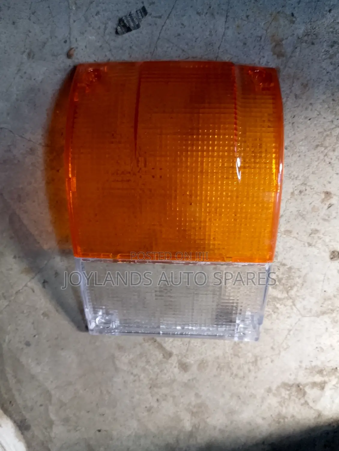Nissan 27 Corner Lens