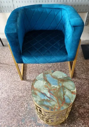 Comfy and Stylish, Salon Styling Chair Side Coffee Table.