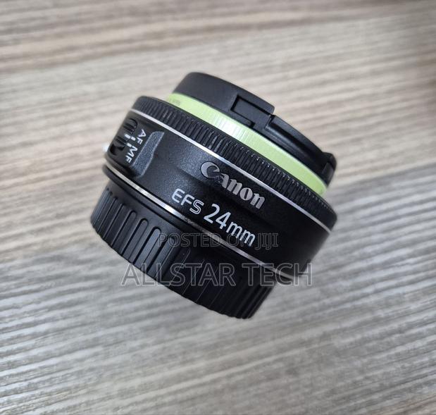 Canon EF-S 24mm F/2.8 STM Lens (Slightly Used)