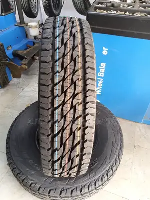 235/85r16 Bridgestone Dueler Tyre