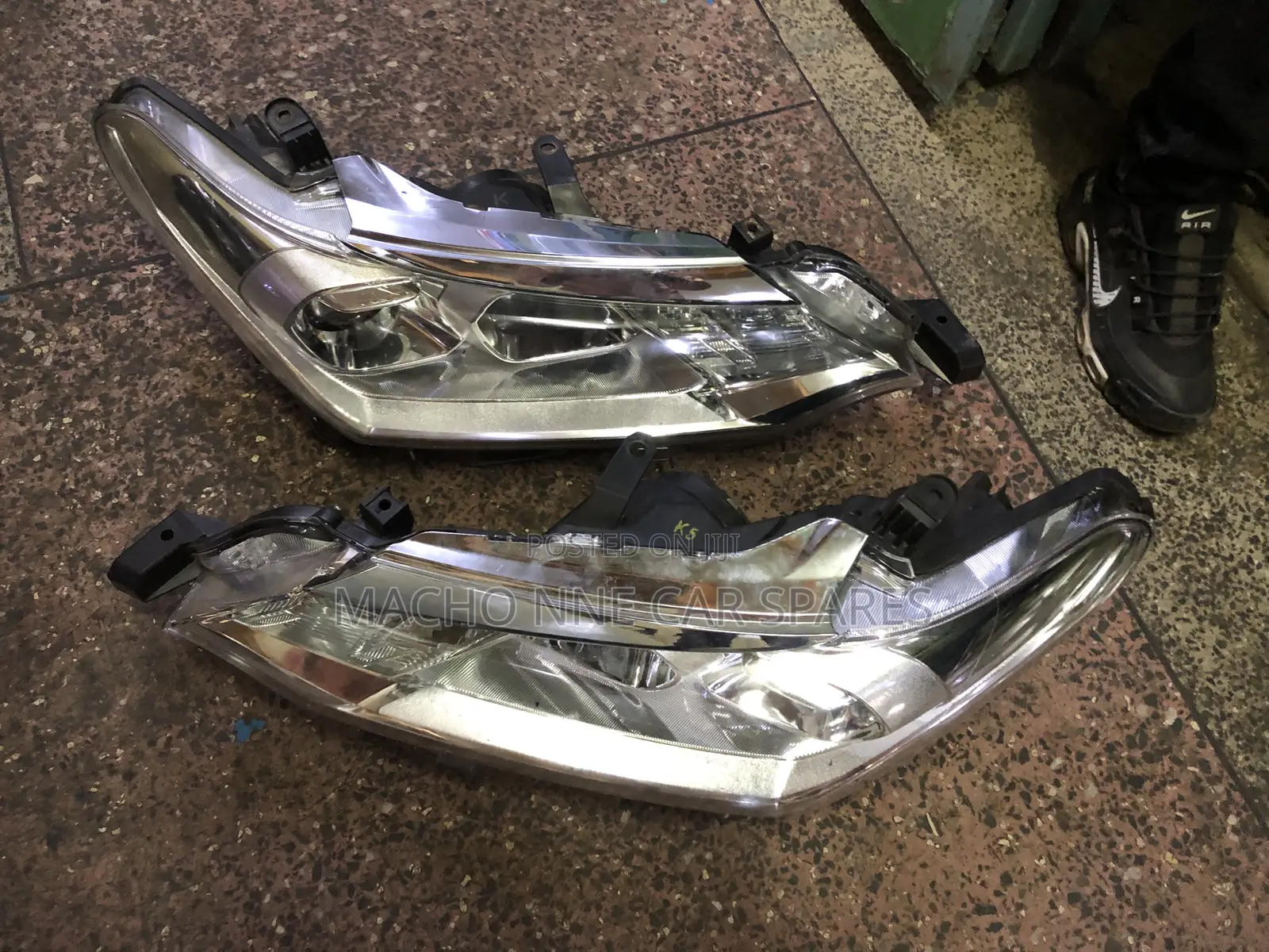 Toyota Fielder 165 Headlight Non Xenon