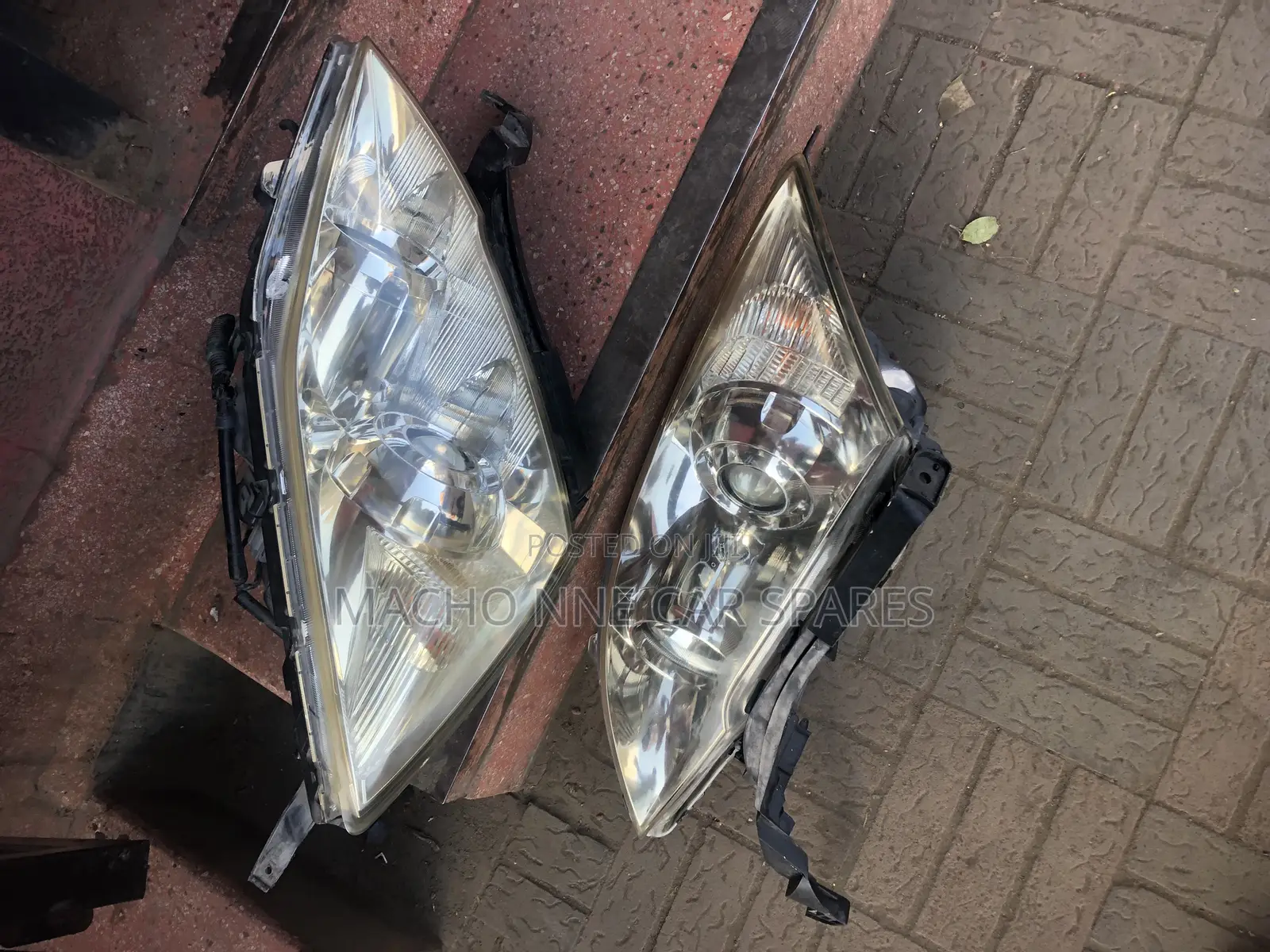 Honda CRV RE4 2010 Non Xenon Headlight
