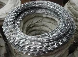 Galvanized Razor Wire 10m Length - main view