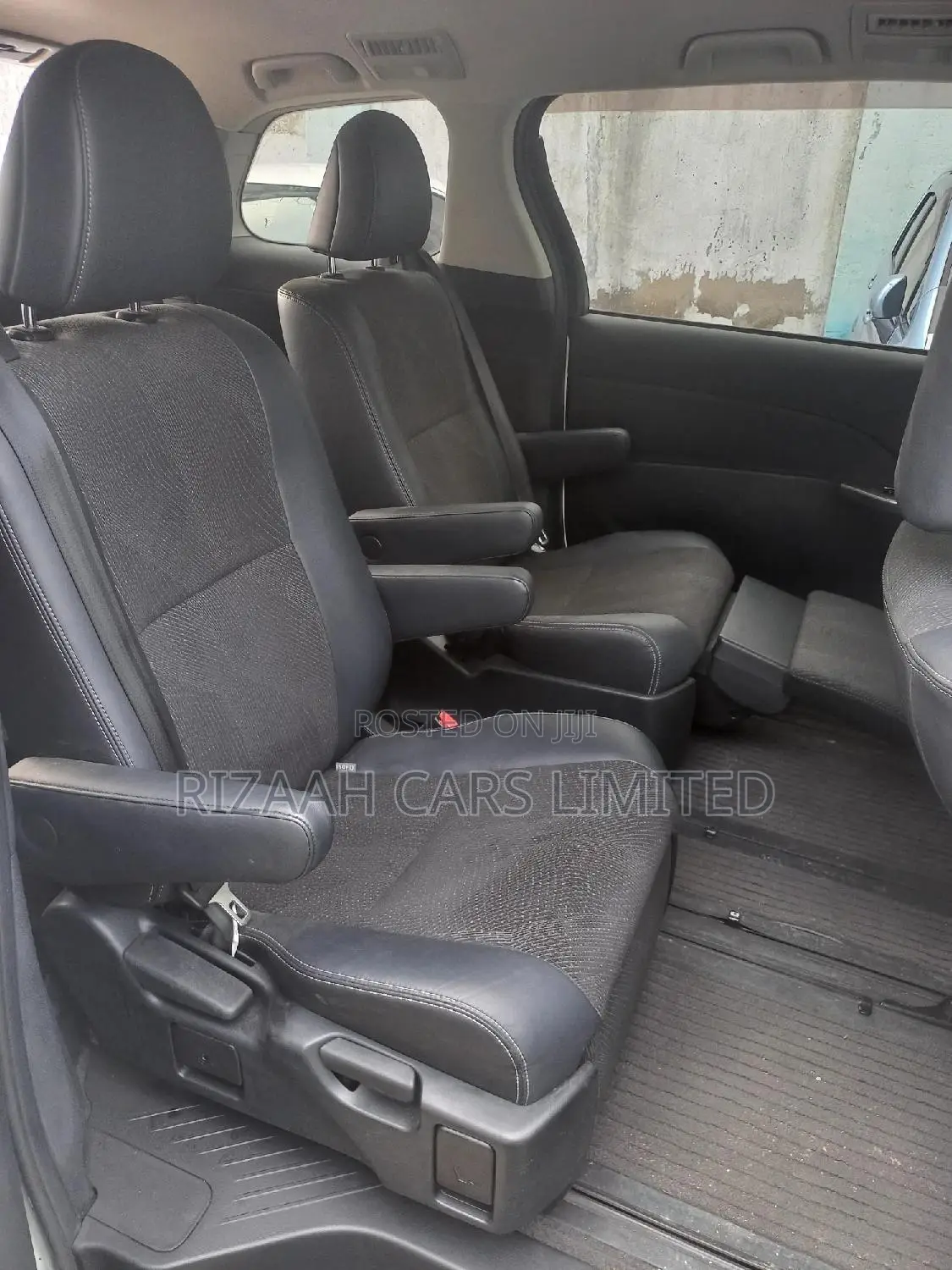 Toyota Estima 2017 White
