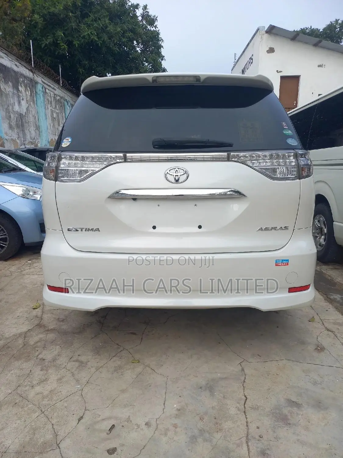 Toyota Estima 2017 White
