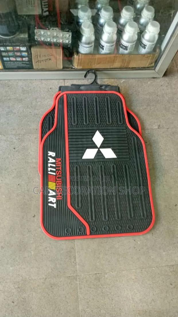 5pc Mitsubishi Mats With White Logo - main view
