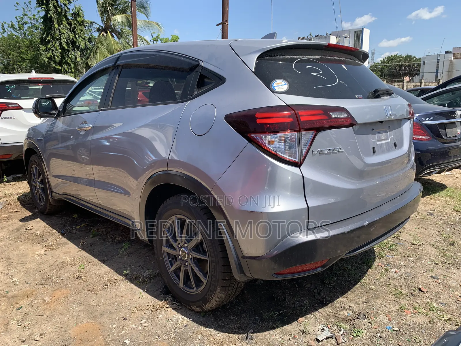 Honda Vezel 1.5 Hybrid 2WD 2017 Silver