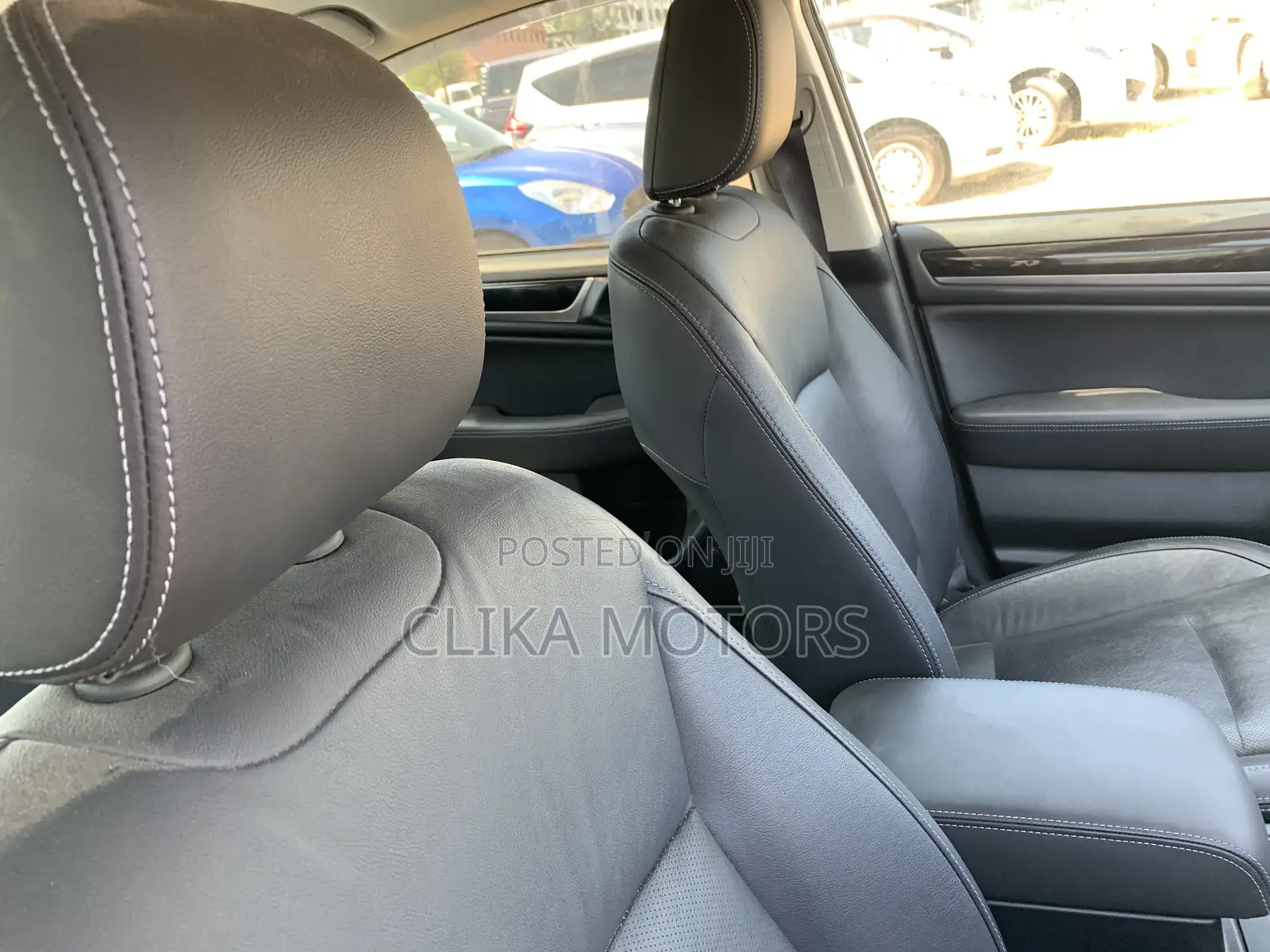 Subaru Legacy 2.5i Limited AWD 2017 Black