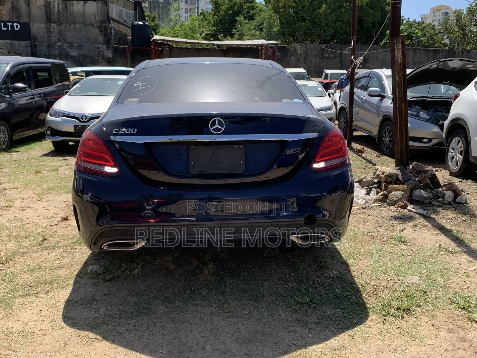 Mercedes-Benz C200 2018 Blue