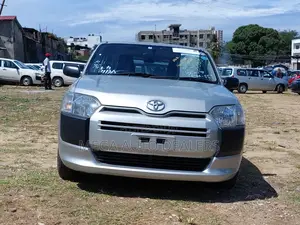 Toyota Probox 2018 Silver