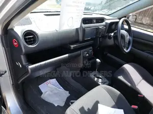 Toyota Probox 2018 Silver