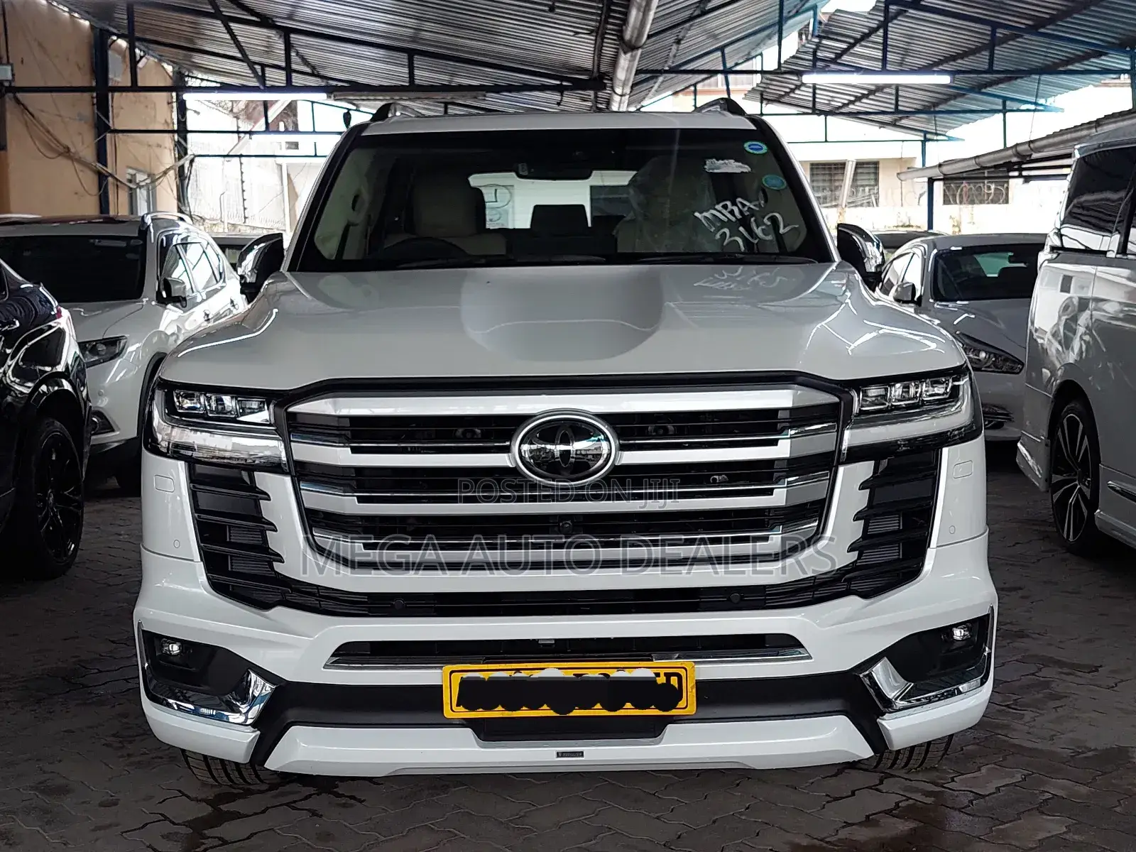 Toyota Land Cruiser 2020 Off white