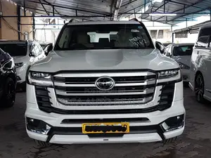 Toyota Land Cruiser 2020 Off white