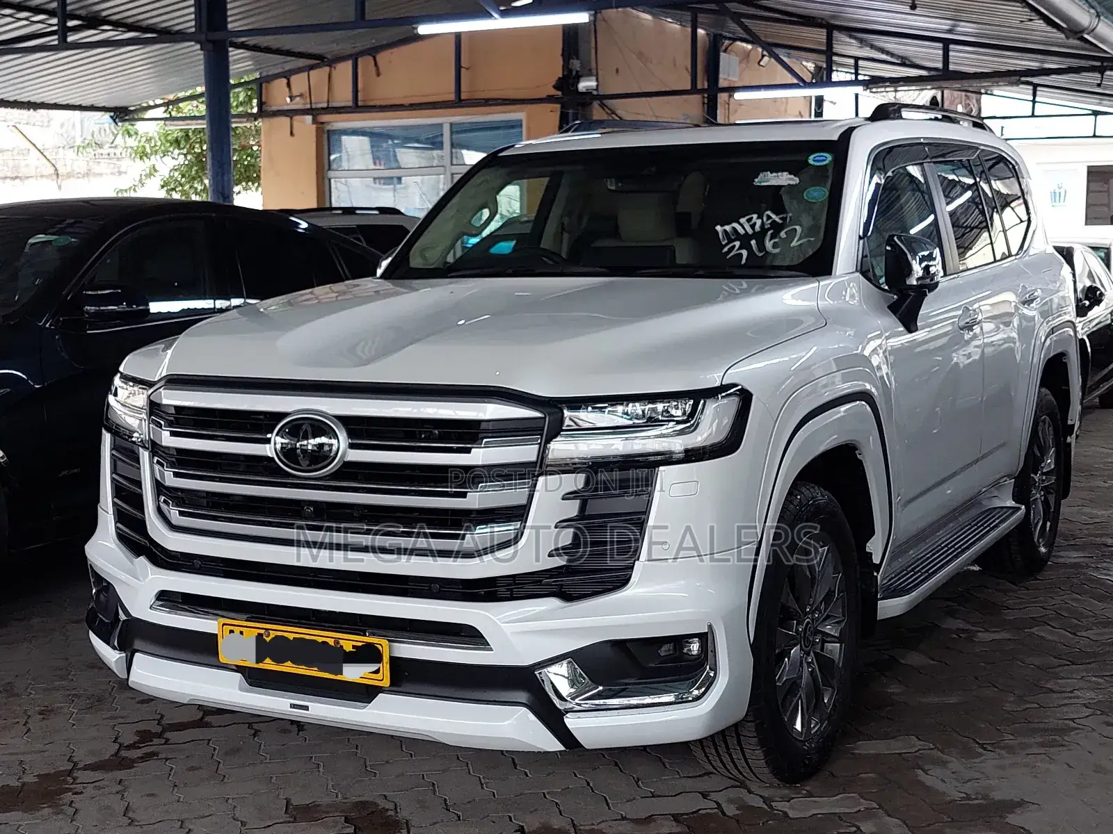 Toyota Land Cruiser 2020 Off white