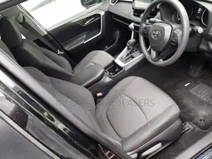 Toyota RAV4 2020 Matt Black