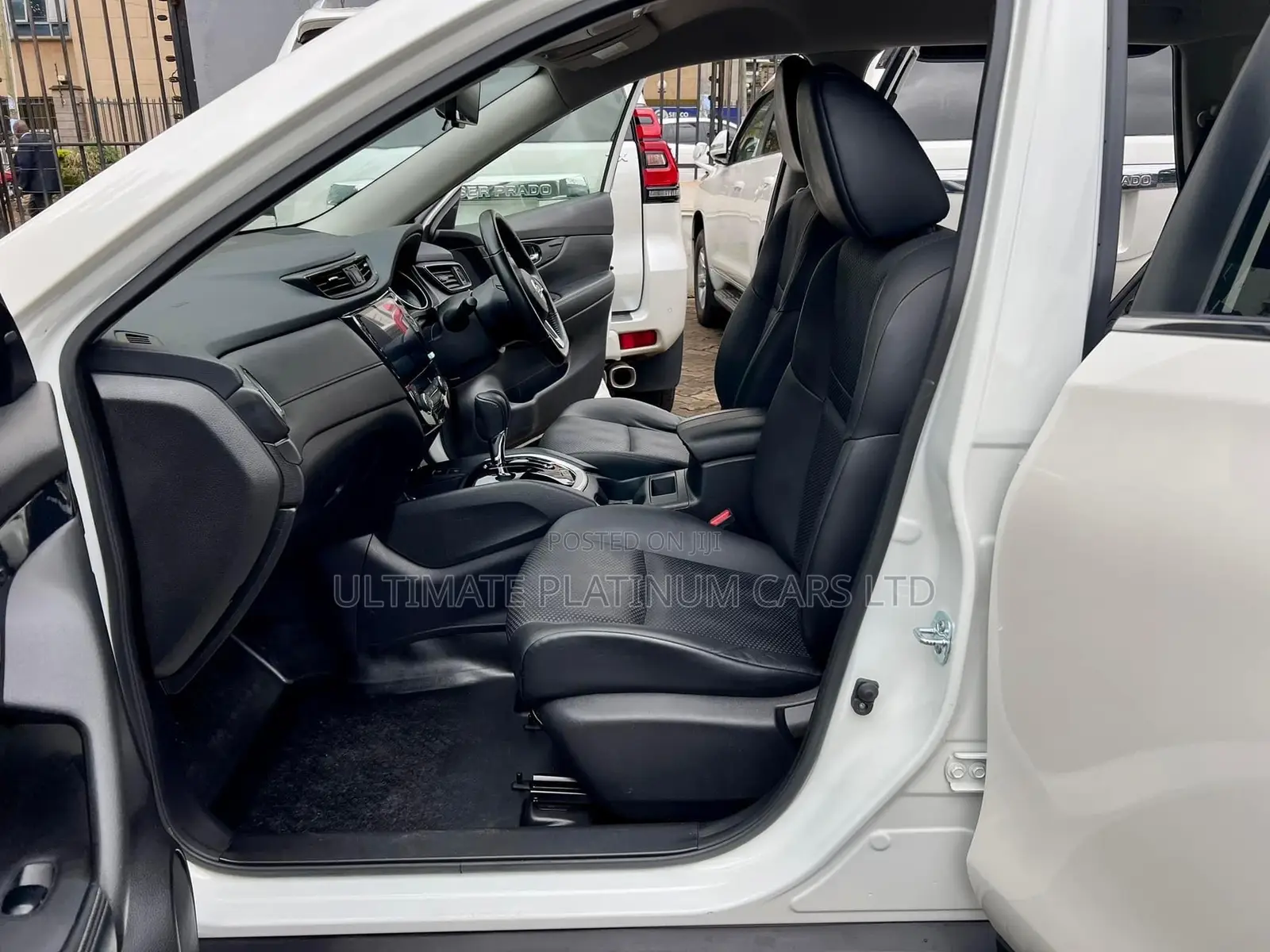 Nissan X-Trail 2.0 Petrol AWD 2017 White