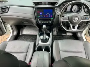 Nissan X-Trail 2.0 Petrol AWD 2017 White