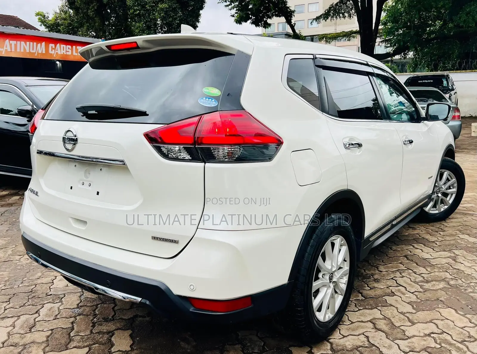 Nissan X-Trail 2.0 Petrol AWD 2017 White