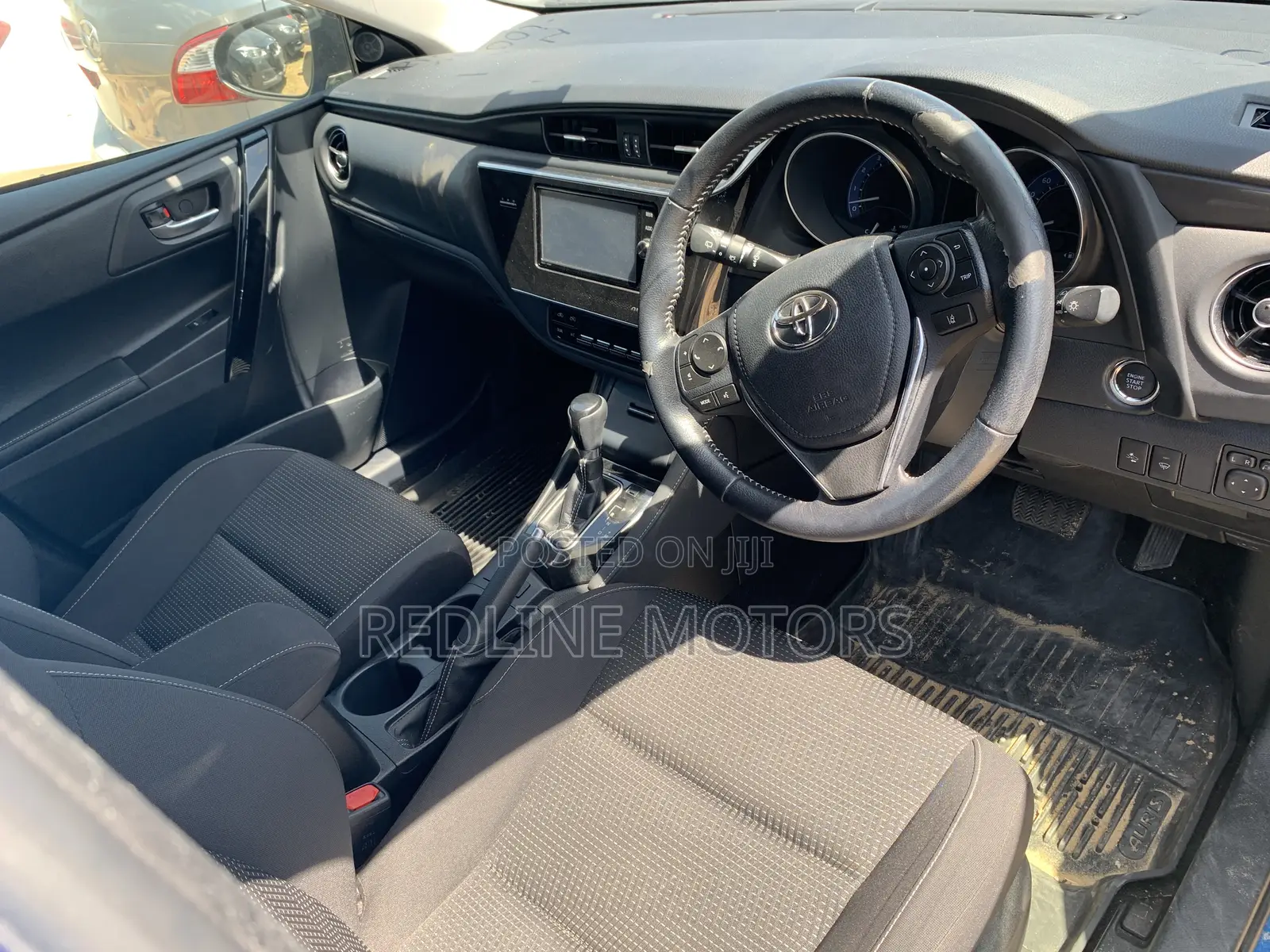 Toyota Auris 2017 Blue