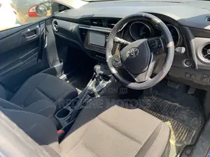 Toyota Auris 2017 Blue