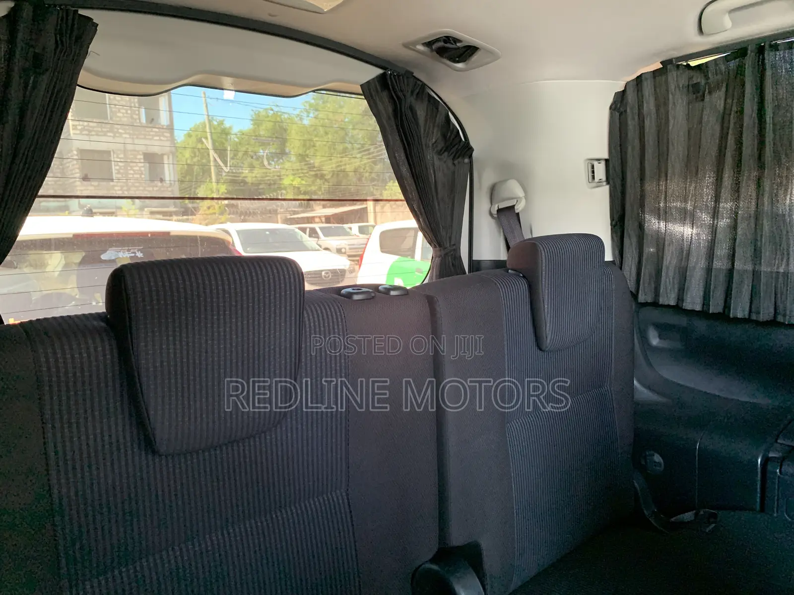 Toyota Noah 2.0 FWD (7 Seater) 2017 Pearl