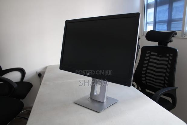 LCD Monitor - thumbnail 2