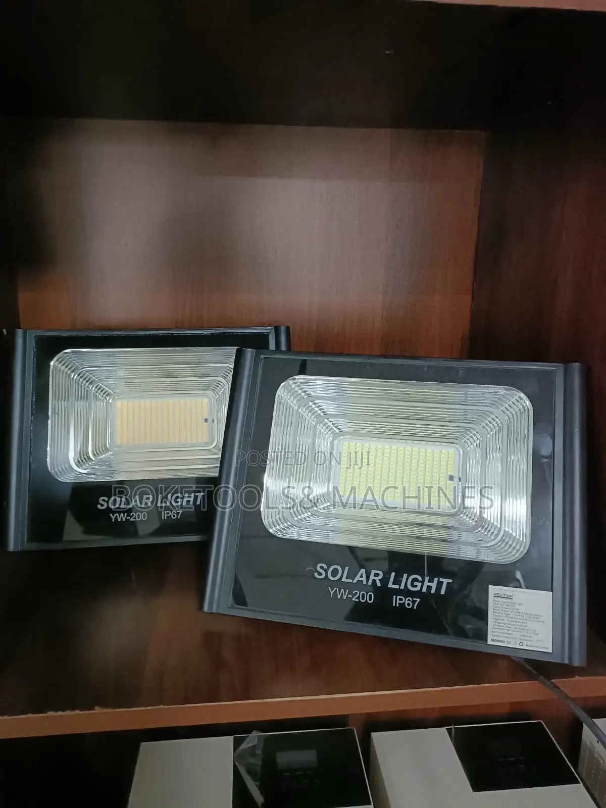 200 Watts Solar Floodlight