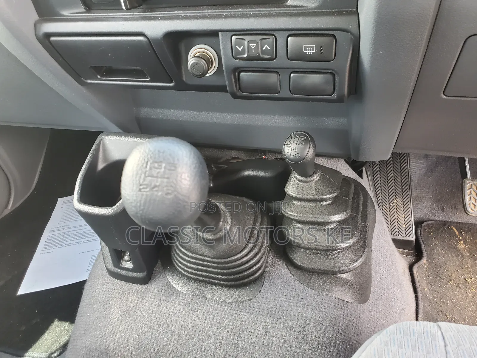 Toyota Land Cruiser 4.5 V8 TD 2018 Gold